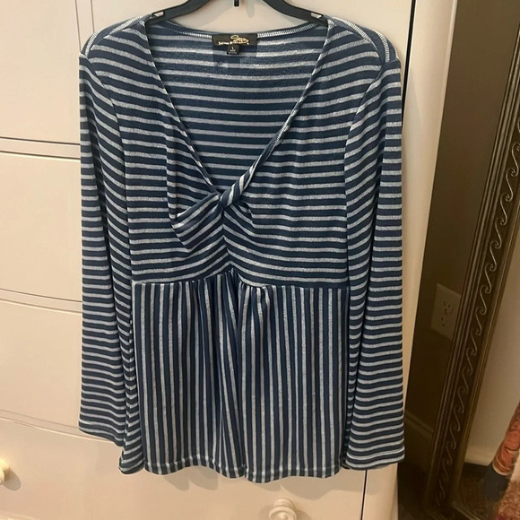 Suzanne Betro long sleeve sweater. Blue & white striped. Large NWOT. - Picture 1 of 2